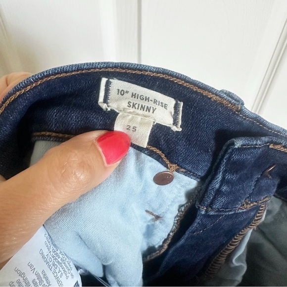 Madewell 10” High Rise Skinny Jeans - Picture 7 of 7